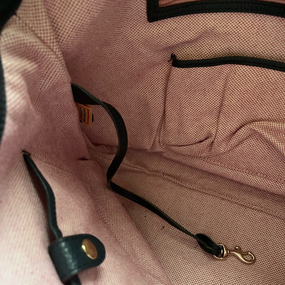 Dooney Bourke bag - Picture 9 of 12